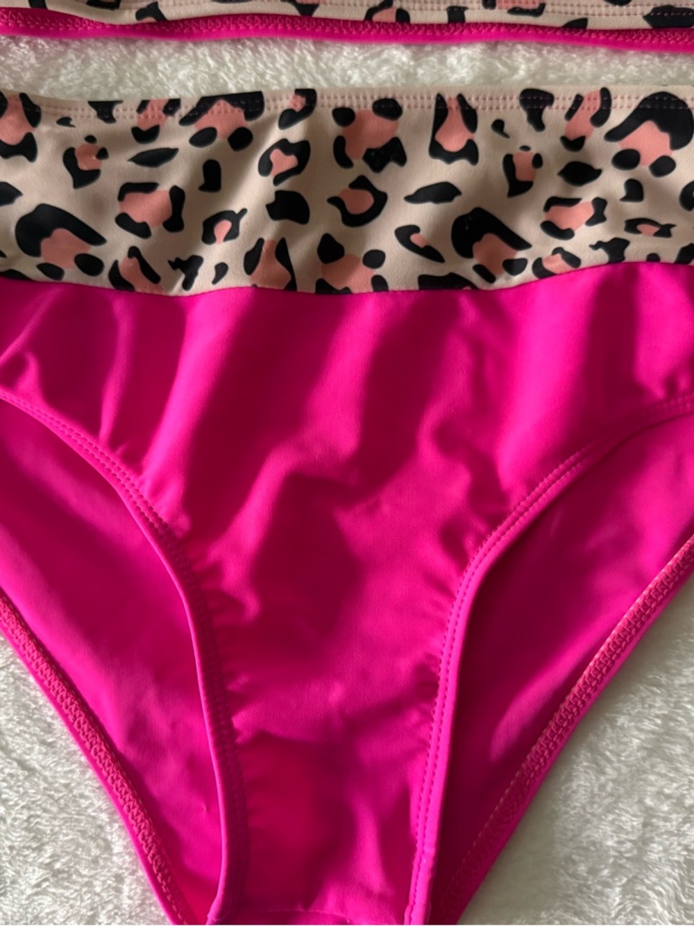 Boutique Hot Pink Leopard Girls 2 Piece Swimsuit Size 14/16 - Picture 3 of 8